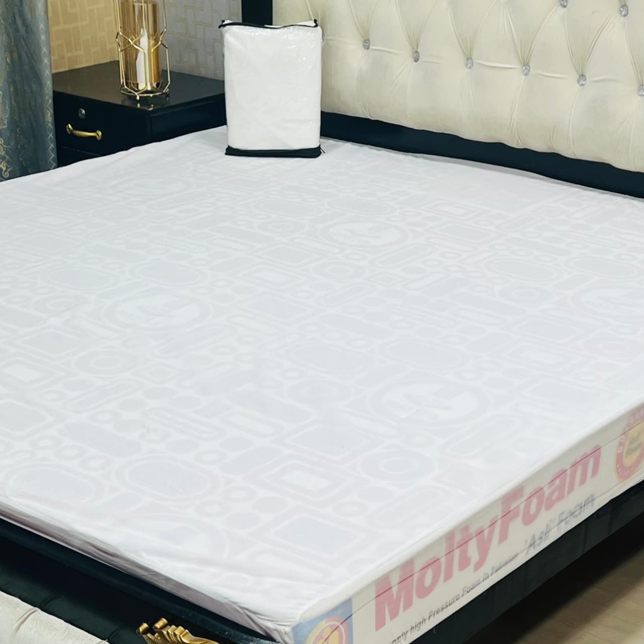 The Royal Shield: Premium Waterproof Mattress Protector