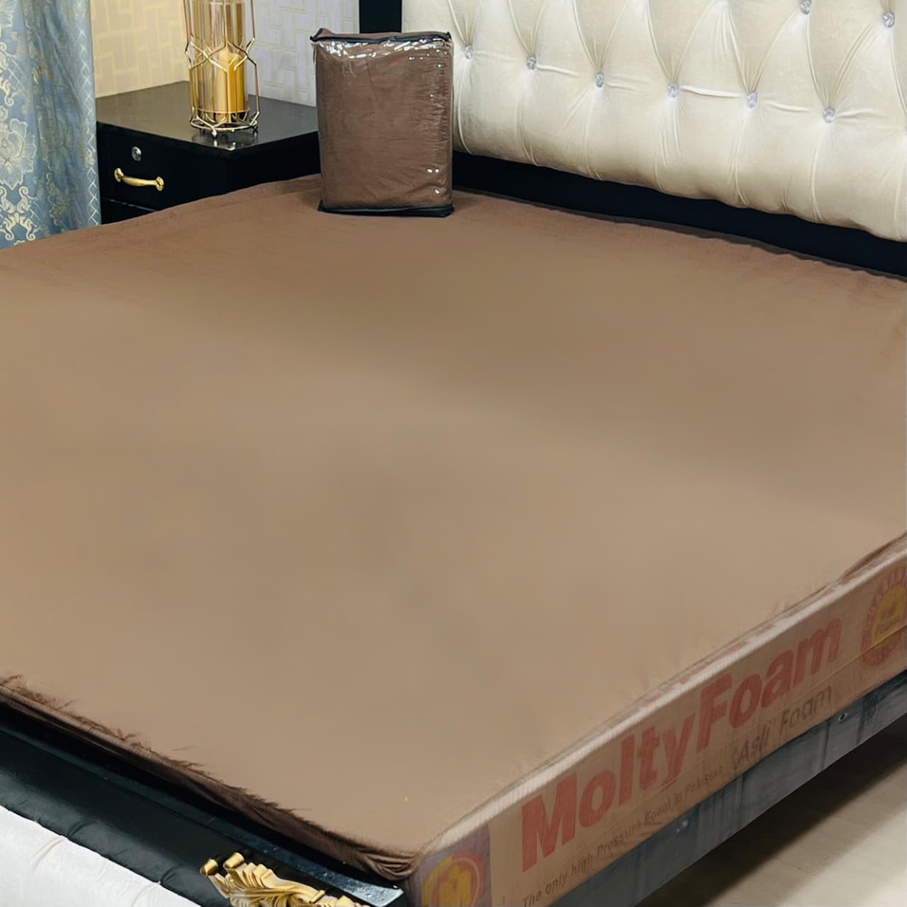 The Royal Shield: Premium Waterproof Mattress Protector - Image 6
